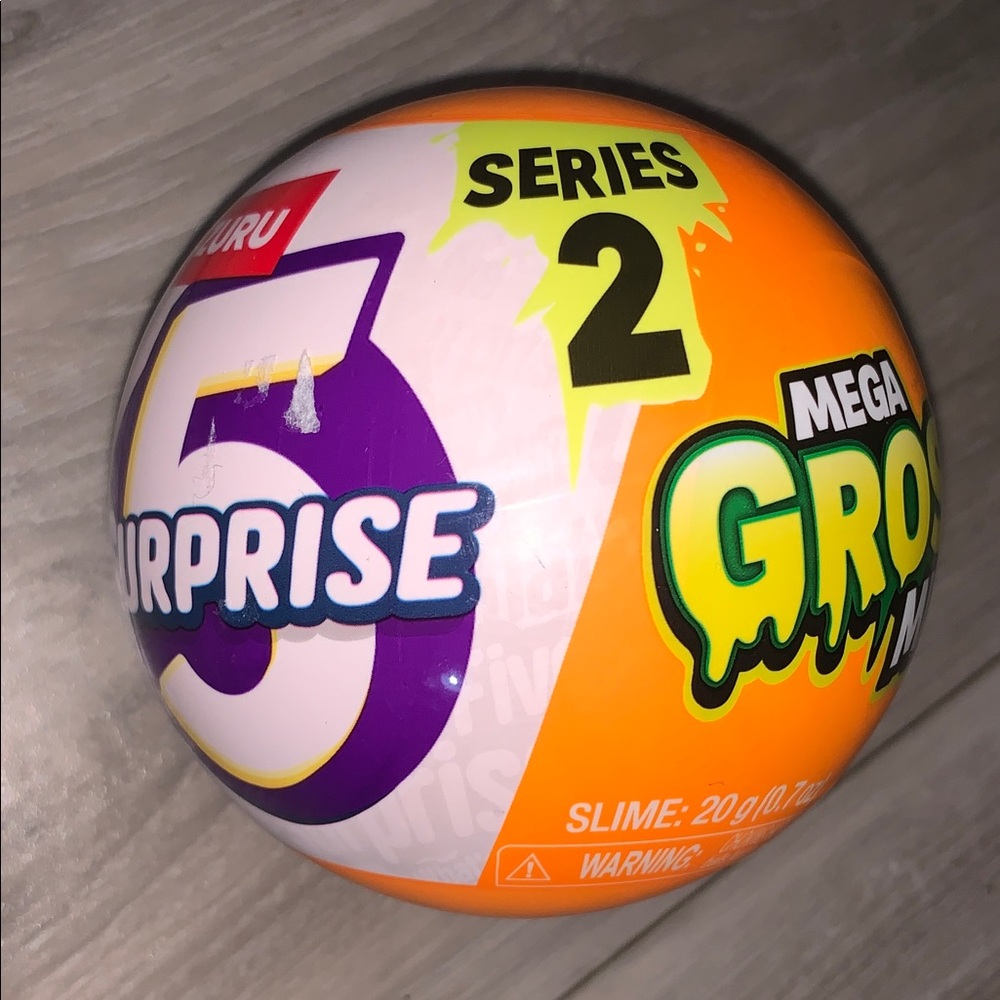 6️⃣ 5 Surprise Mega Gross Series 2 Toy